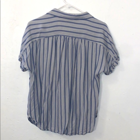 Universal Thread striped button up - Picture 2 of 4